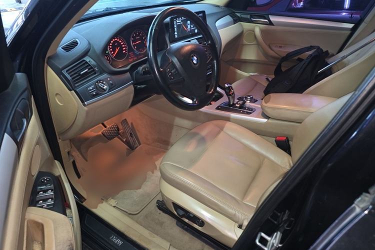 Used BMW X3 2011 xDrive28i Leading Model Left Front Seat