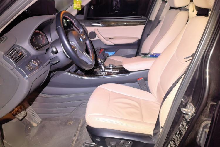 Used BMW X3 2011 xDrive28i Luxury Model Left Front Seat