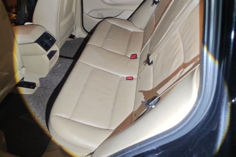 Used BMW X3 2011 xDrive28i Leading Model Left Rear Seat