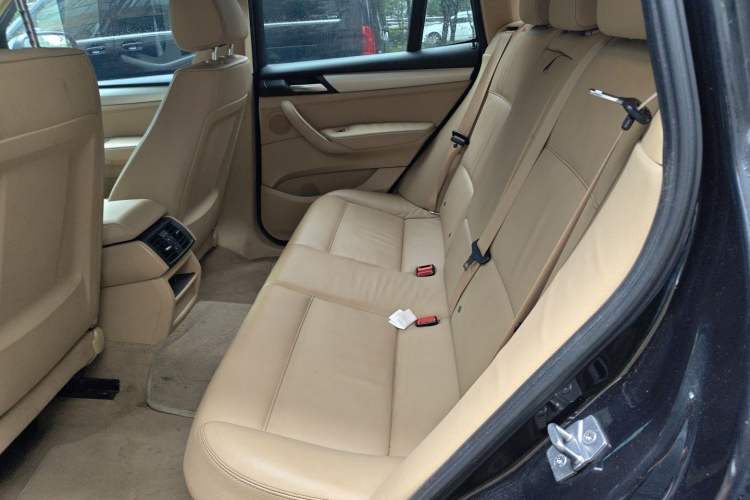 Used BMW X3 2011 xDrive28i Leading Model Left Rear Seat