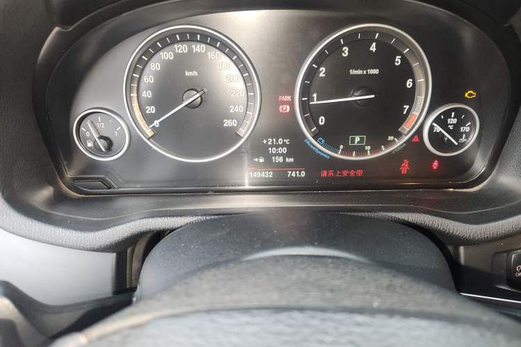 Used BMW X3 2011 xDrive35i Luxury Model Odometer Close Up