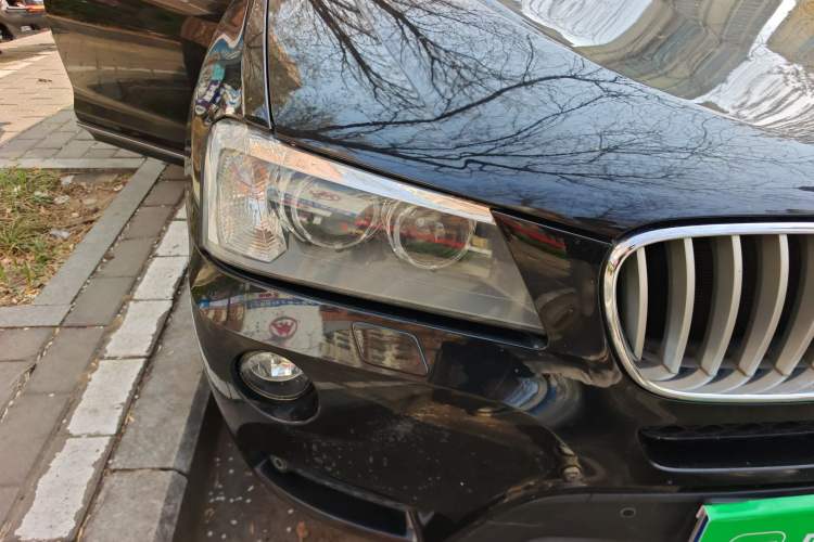 Used BMW X3 2011 xDrive28i Luxury Model Right Front Headlight