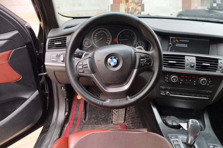 Used BMW X3 2011 xDrive35i Luxury Model Steering Wheel