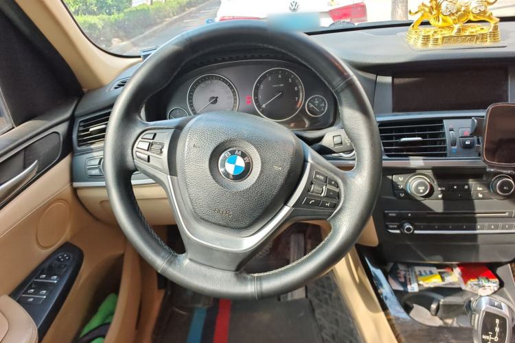 Used BMW X3 2011 xDrive28i Luxury Model Steering Wheel
