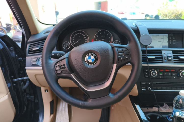 Used BMW X3 2011 xDrive28i Luxury Model Steering Wheel