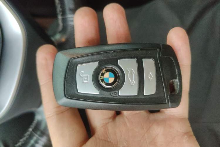 Used BMW X3 2011 xDrive28i Luxury Model Vehicle Key