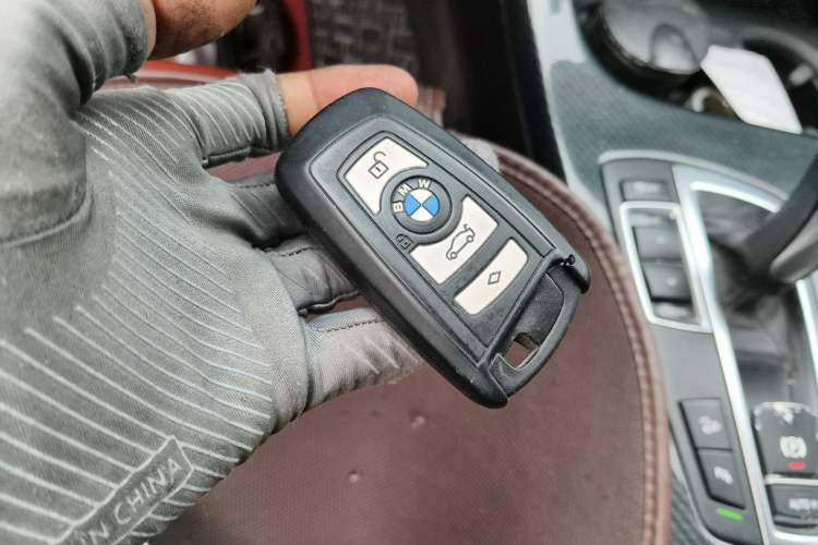 Used BMW X3 2011 xDrive35i Luxury Model Vehicle Key