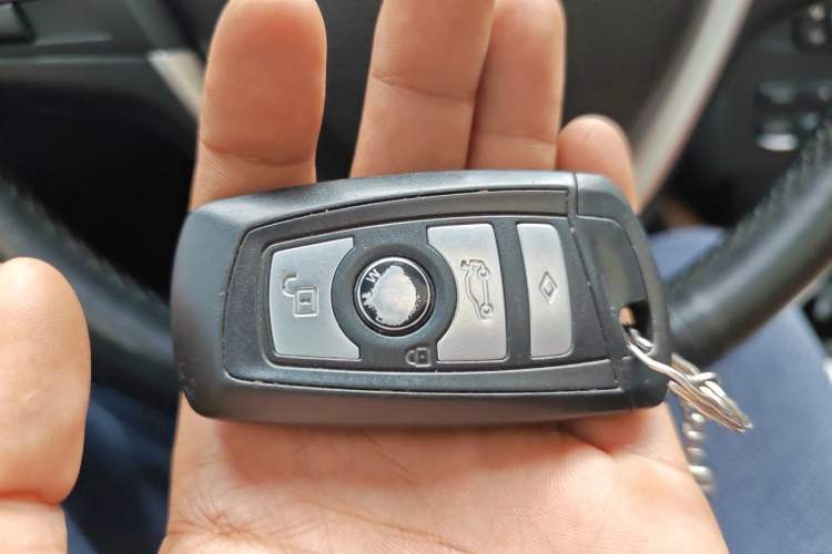 Used BMW X3 2011 xDrive35i Luxury Model Vehicle Key
