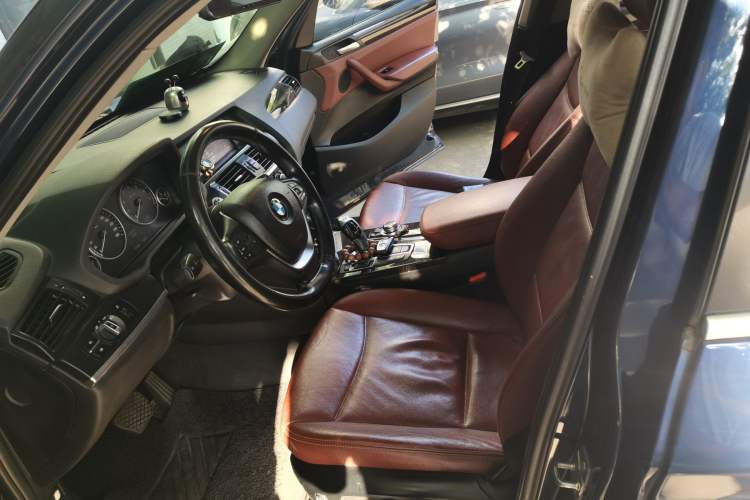 Used BMW X3 2011 xDrive28i Luxury Model Left Front Seat