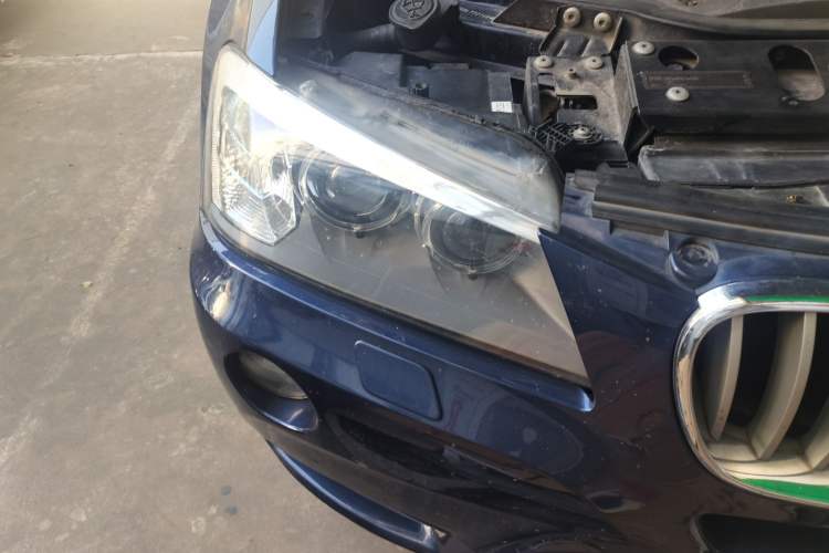 Used BMW X3 2011 xDrive28i Luxury Model Right Front Headlight