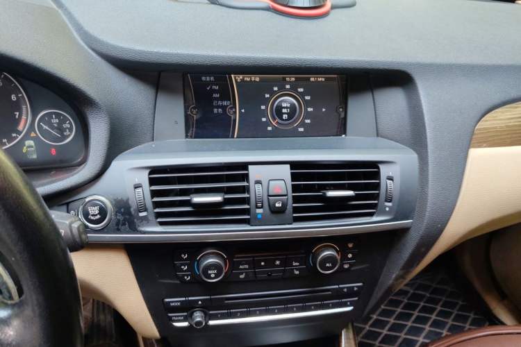 Used BMW X3 2011 xDrive35i Luxury Model Audio And AC Panel