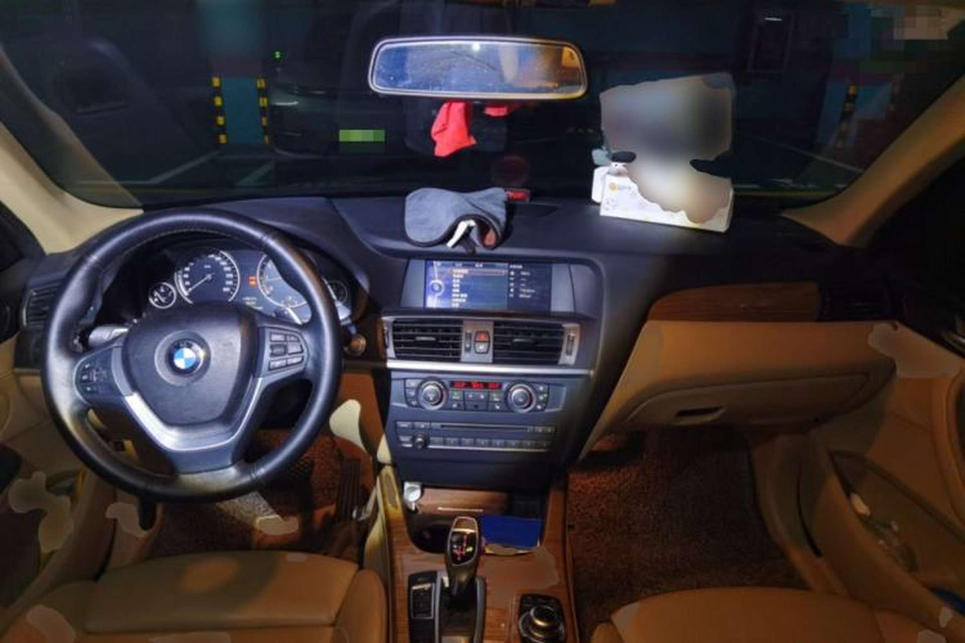 Used BMW X3 2011 xDrive35i Luxury Model Center Console