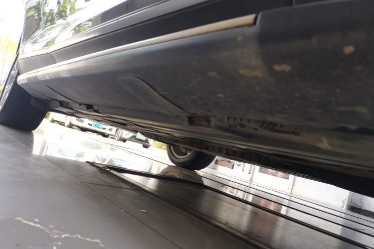 Used BMW X3 2011 xDrive28i Luxury Model Chassis Front Right