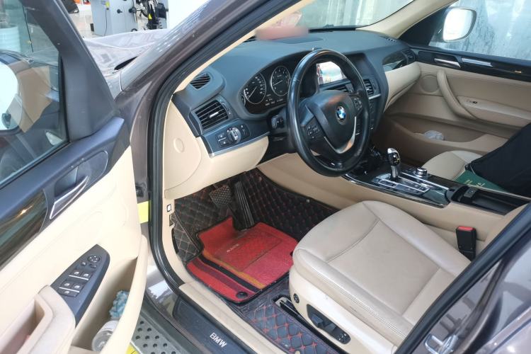 Used BMW X3 2011 xDrive28i Luxury Model Driver Seat