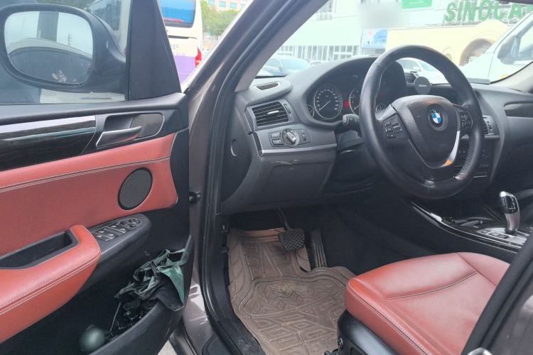 Used BMW X3 2011 xDrive28i Luxury Model Driver Seat