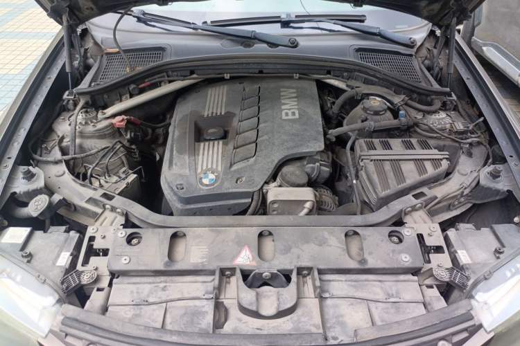 Used BMW X3 2011 xDrive28i Luxury Model Engine Bay