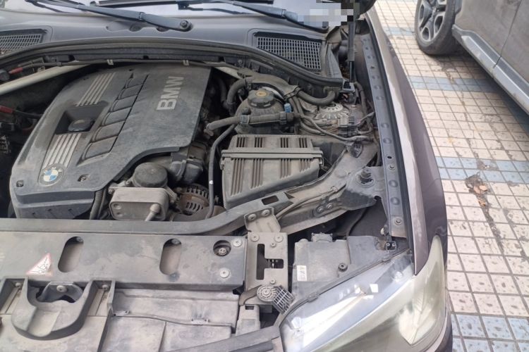 Used BMW X3 2011 xDrive28i Luxury Model Engine Bay Left