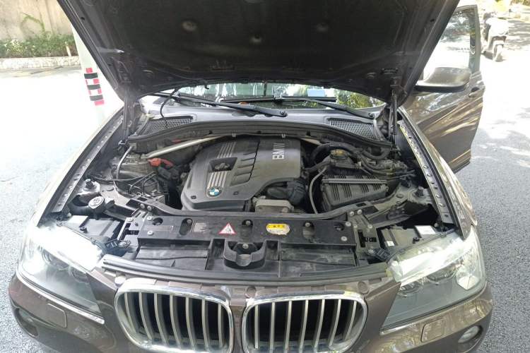 Used BMW X3 2011 xDrive28i Leading Model Engine Bay