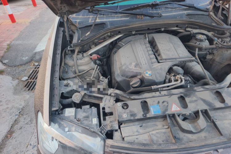 Used BMW X3 2011 xDrive35i Luxury Model Engine Bay Right
