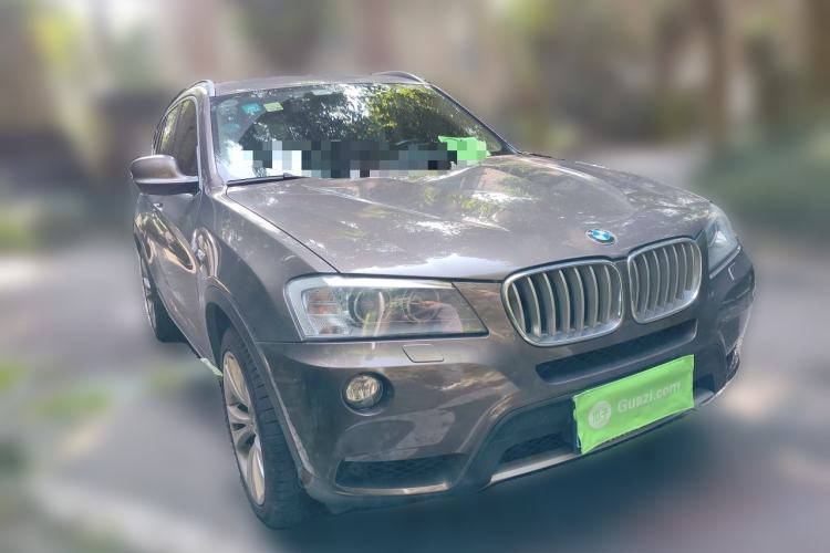 Used BMW X3 2011 xDrive35i Luxury Model Front Right 45 Deg