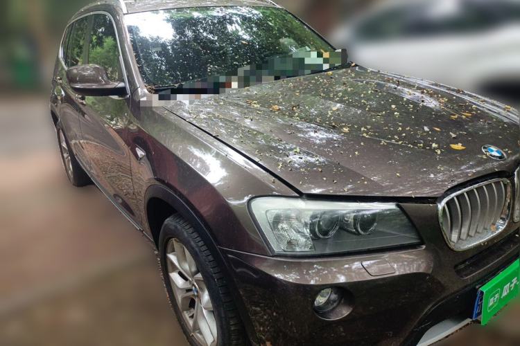 Used BMW X3 2011 xDrive28i Luxury Model Front Right 45 Deg