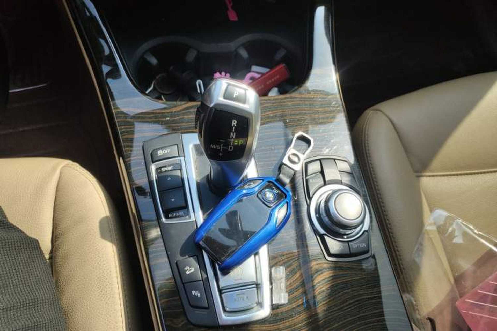 Used BMW X3 2011 xDrive28i Leading Model Gear Lever