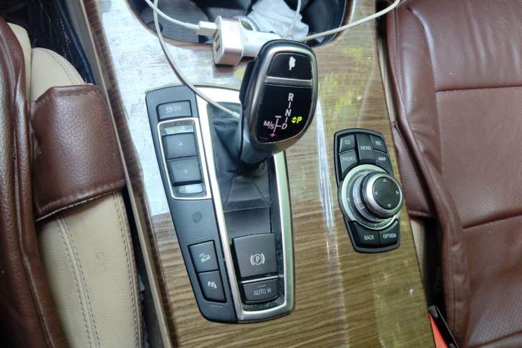 Used BMW X3 2011 xDrive35i Luxury Model Gear Lever