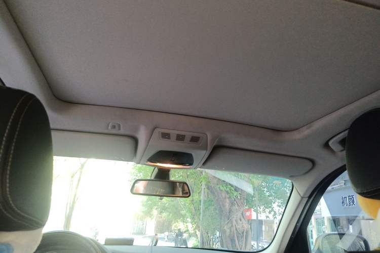 Used BMW X3 2011 xDrive28i Leading Model Headliner