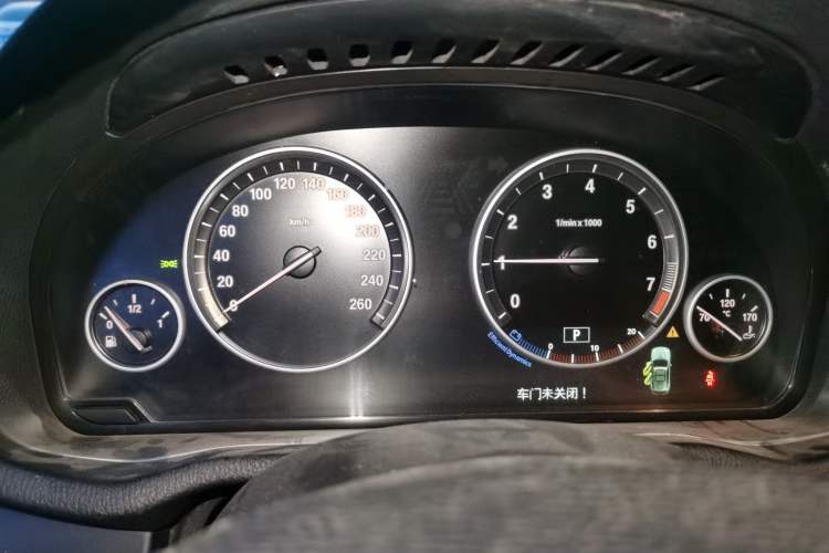 Used BMW X3 2011 xDrive28i Luxury Model Instrument Cluster