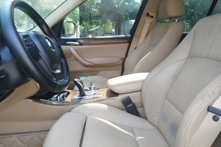 Used BMW X3 2011 xDrive35i Luxury Model Left Front Seat
