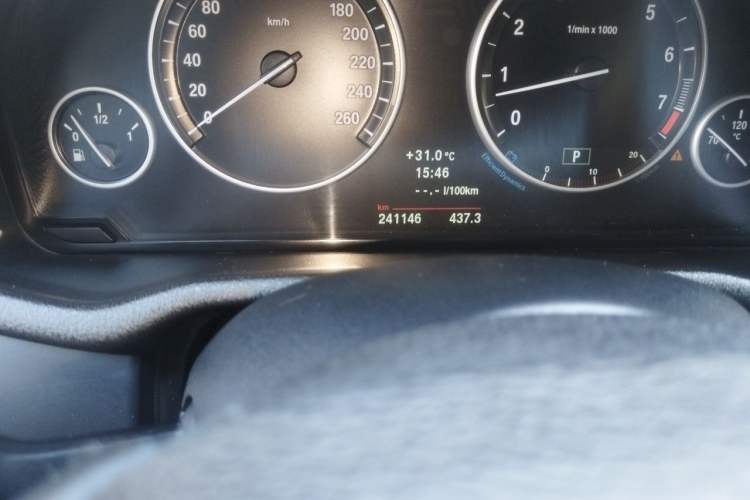 Used BMW X3 2011 xDrive35i Luxury Model Odometer Close Up