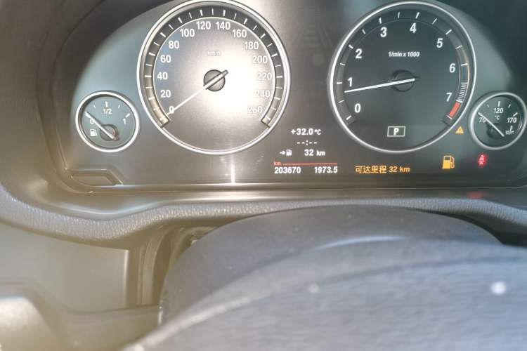 Used BMW X3 2011 xDrive28i Luxury Model Odometer Close Up