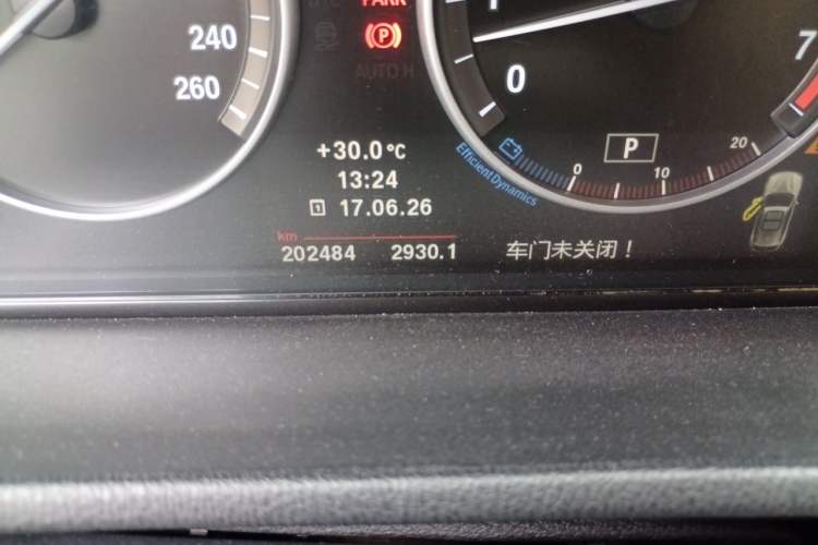 Used BMW X3 2011 xDrive28i Luxury Model Odometer Close Up