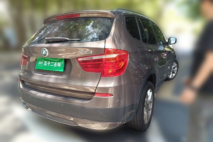 Used BMW X3 2011 xDrive28i Leading Model Rear Right 45 Deg