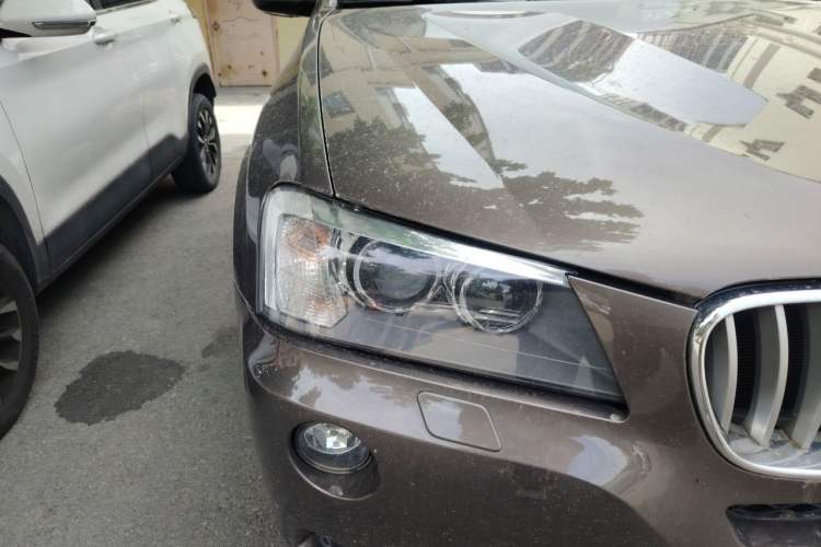 Used BMW X3 2011 xDrive28i Luxury Model Right Front Headlight
