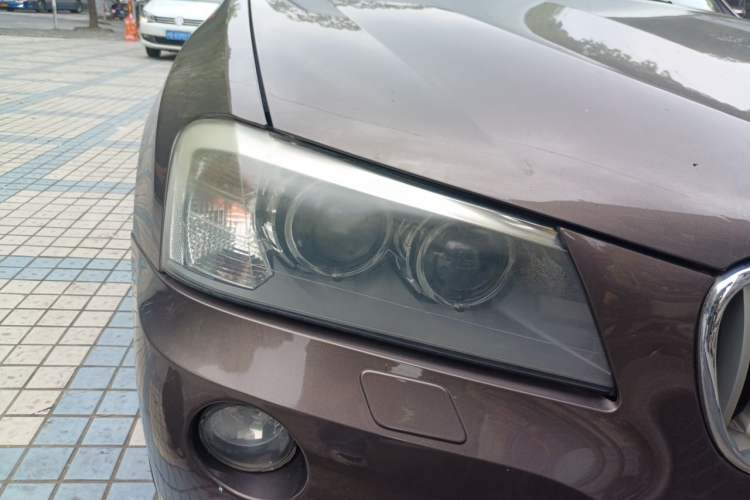 Used BMW X3 2011 xDrive28i Luxury Model Right Front Headlight