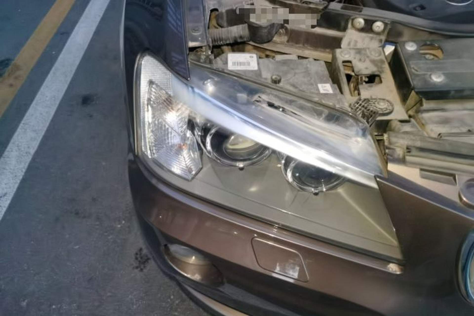 Used BMW X3 2011 xDrive28i Luxury Model Right Front Headlight