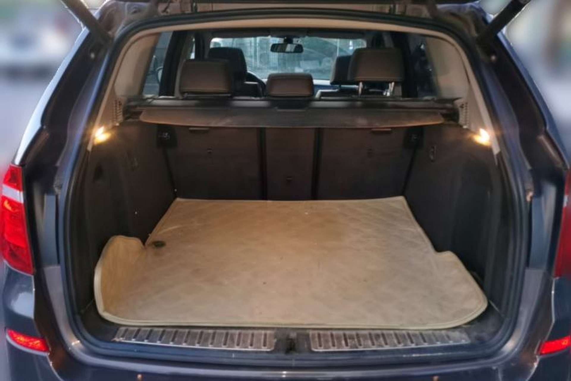 Used BMW X3 2011 xDrive28i Luxury Model Trunk