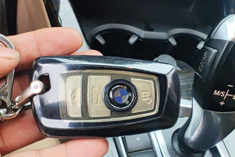Used BMW X3 2011 xDrive28i Luxury Model Vehicle Key