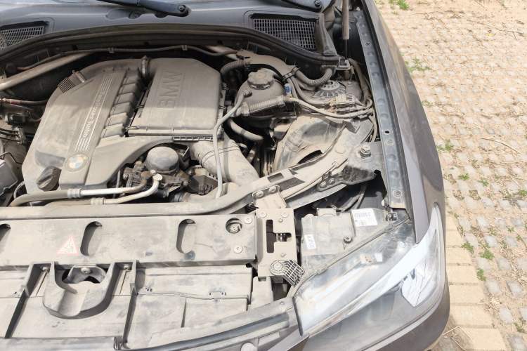 Used BMW X3 2011 xDrive35i Luxury Model Engine Bay Left