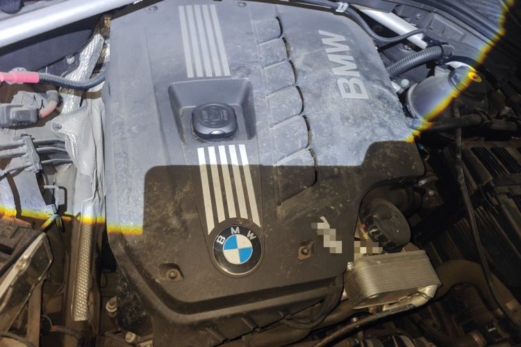 Used BMW X3 2011 xDrive28i Luxury Model Engine Bay Right