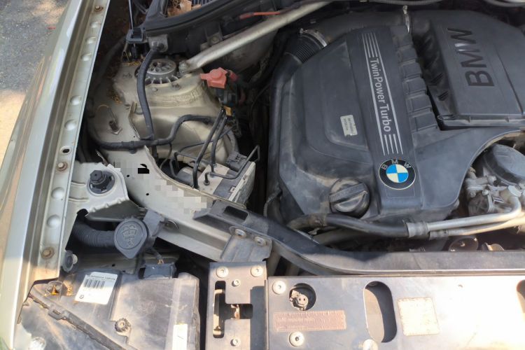 Used BMW X3 2011 xDrive35i Luxury Model Engine Bay Right