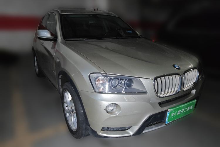 Used BMW X3 2011 xDrive28i Luxury Model Front Right 45 Deg