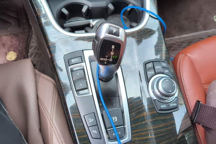 Used BMW X3 2011 xDrive28i Luxury Model Gear Lever