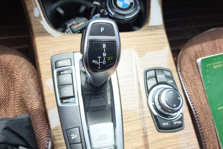 Used BMW X3 2011 xDrive35i Luxury Model Gear Lever