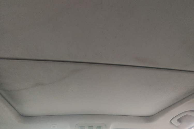 Used BMW X3 2011 xDrive28i Leading Model Headliner