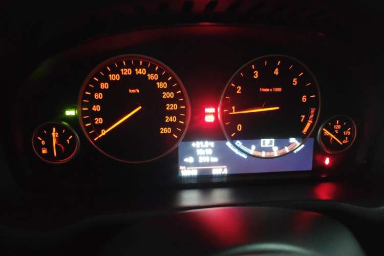 Used BMW X3 2011 xDrive28i Luxury Model Instrument Cluster
