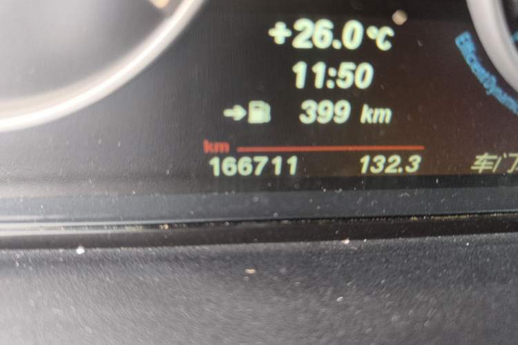 Used BMW X3 2011 xDrive35i Luxury Model Odometer Close Up