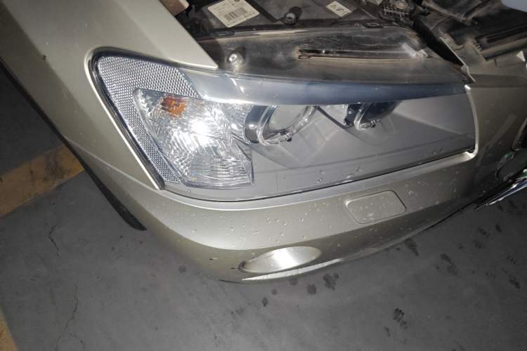 Used BMW X3 2011 xDrive28i Luxury Model Right Front Headlight