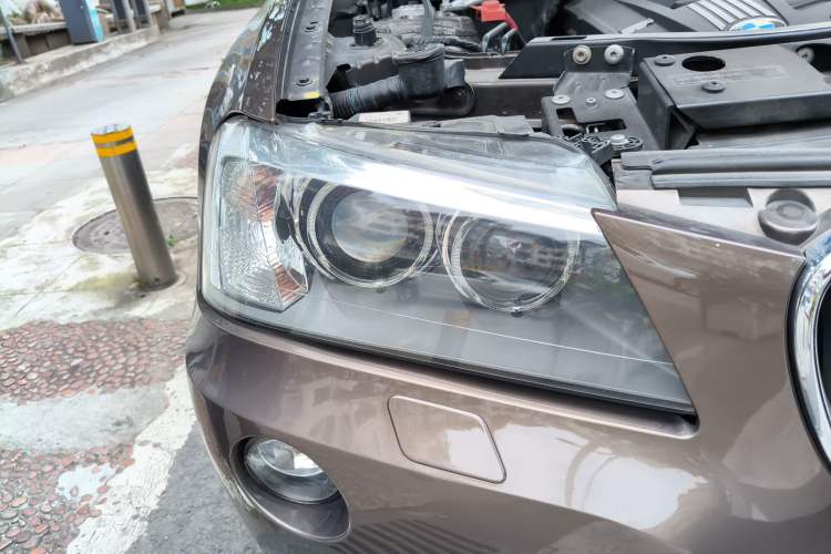 Used BMW X3 2011 xDrive28i Luxury Model Right Front Headlight